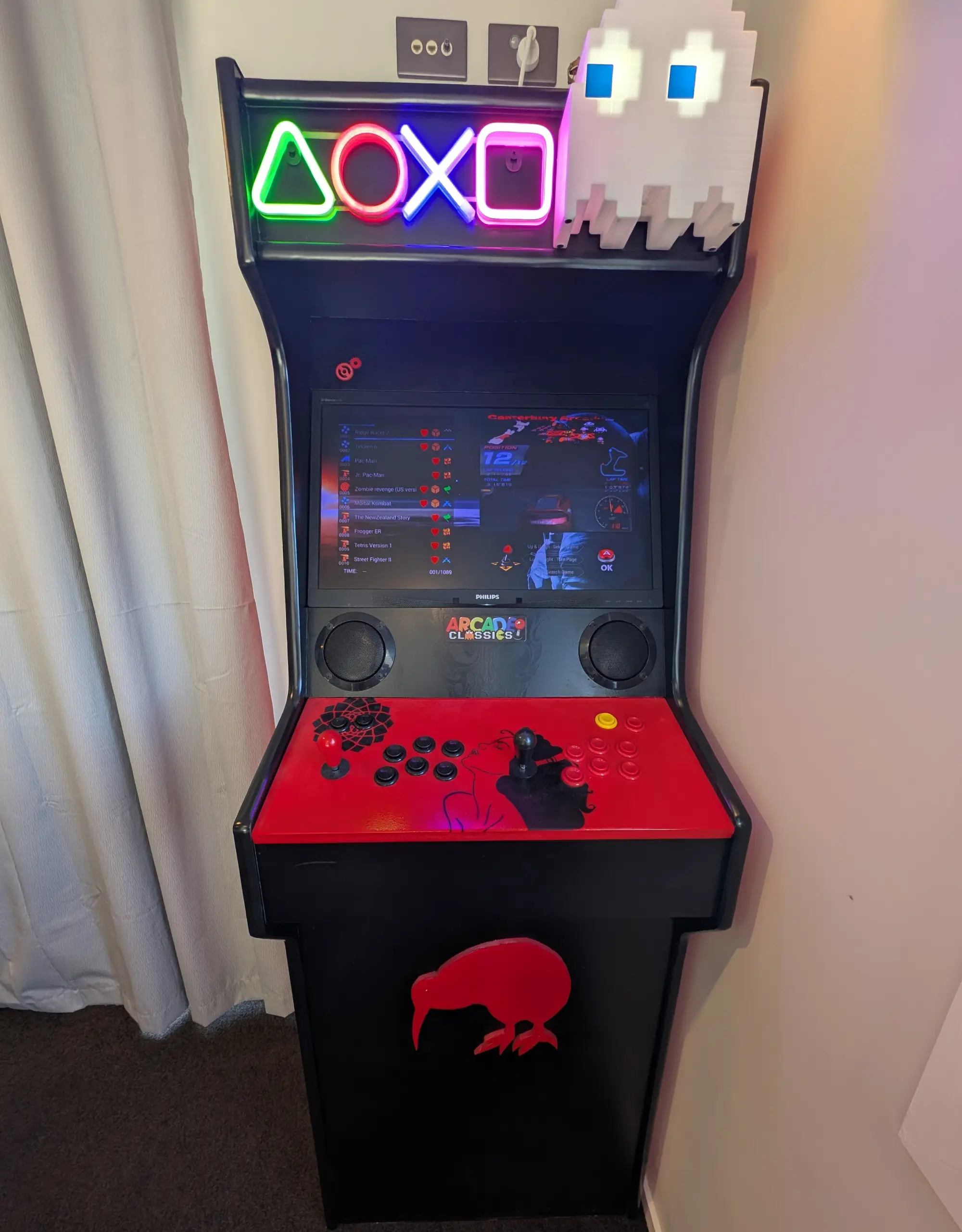 Canterbury-built Arcade Classics 24 inch Cabinet